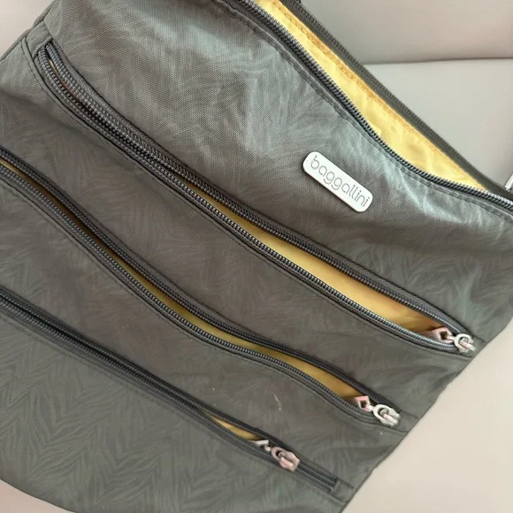 Baggallini Charcoal Messenger Bag - Picture 5 of 5